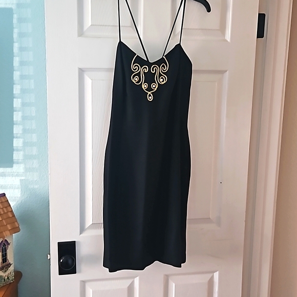 Dress - Picture 2 of 5